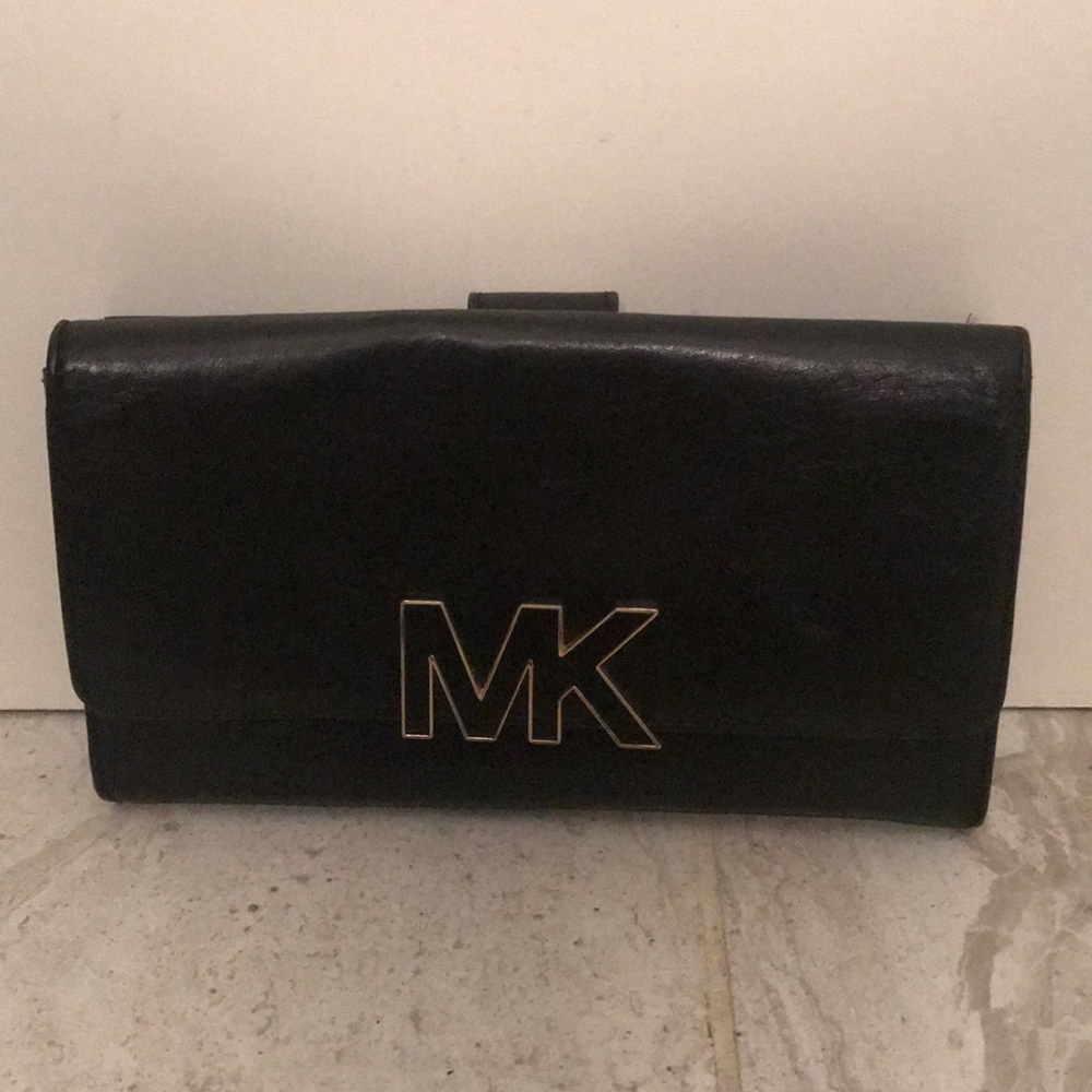EUC Michael Kors Wallet